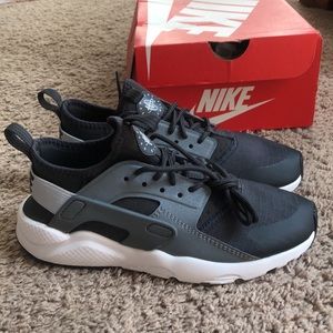 Nike Huarache Rum Ultra (PS) Shoes